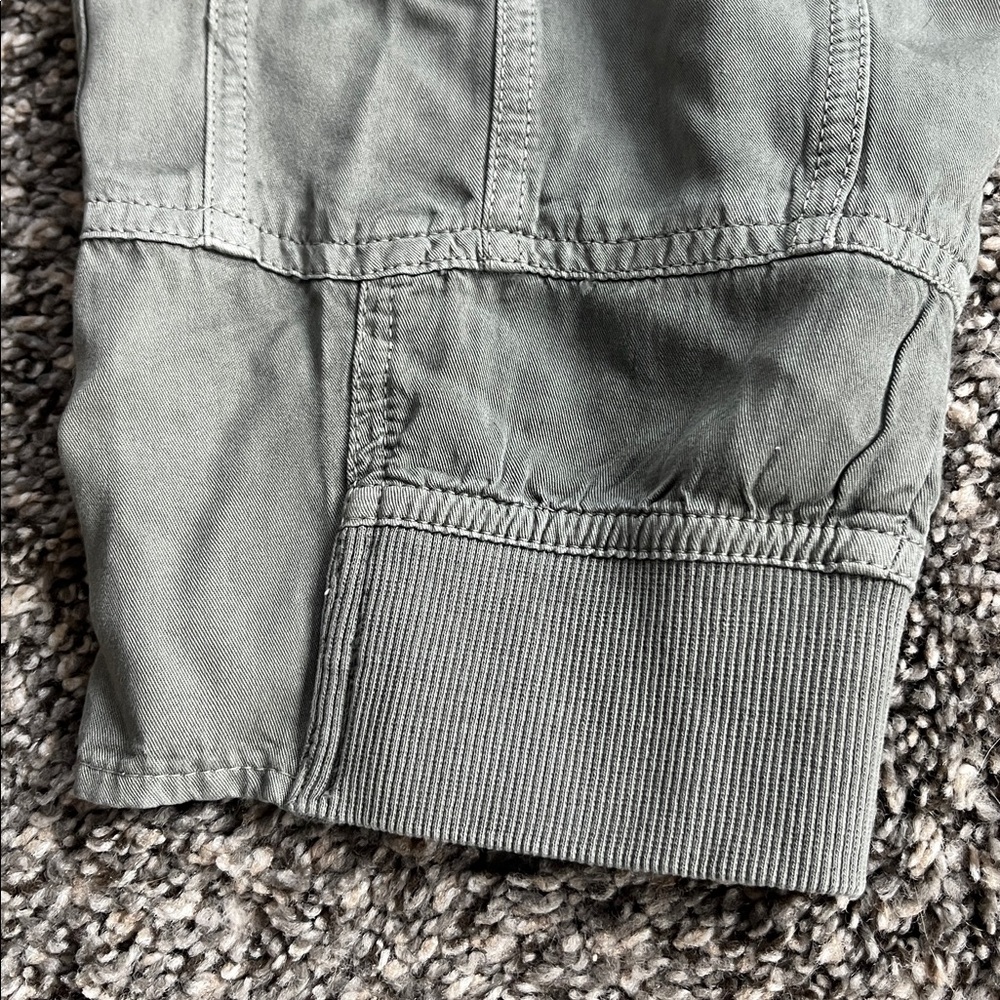 ANTHROPOLOGIE Daily Practice Joggers Spruce Green NWT size S - Picture 8 of 8